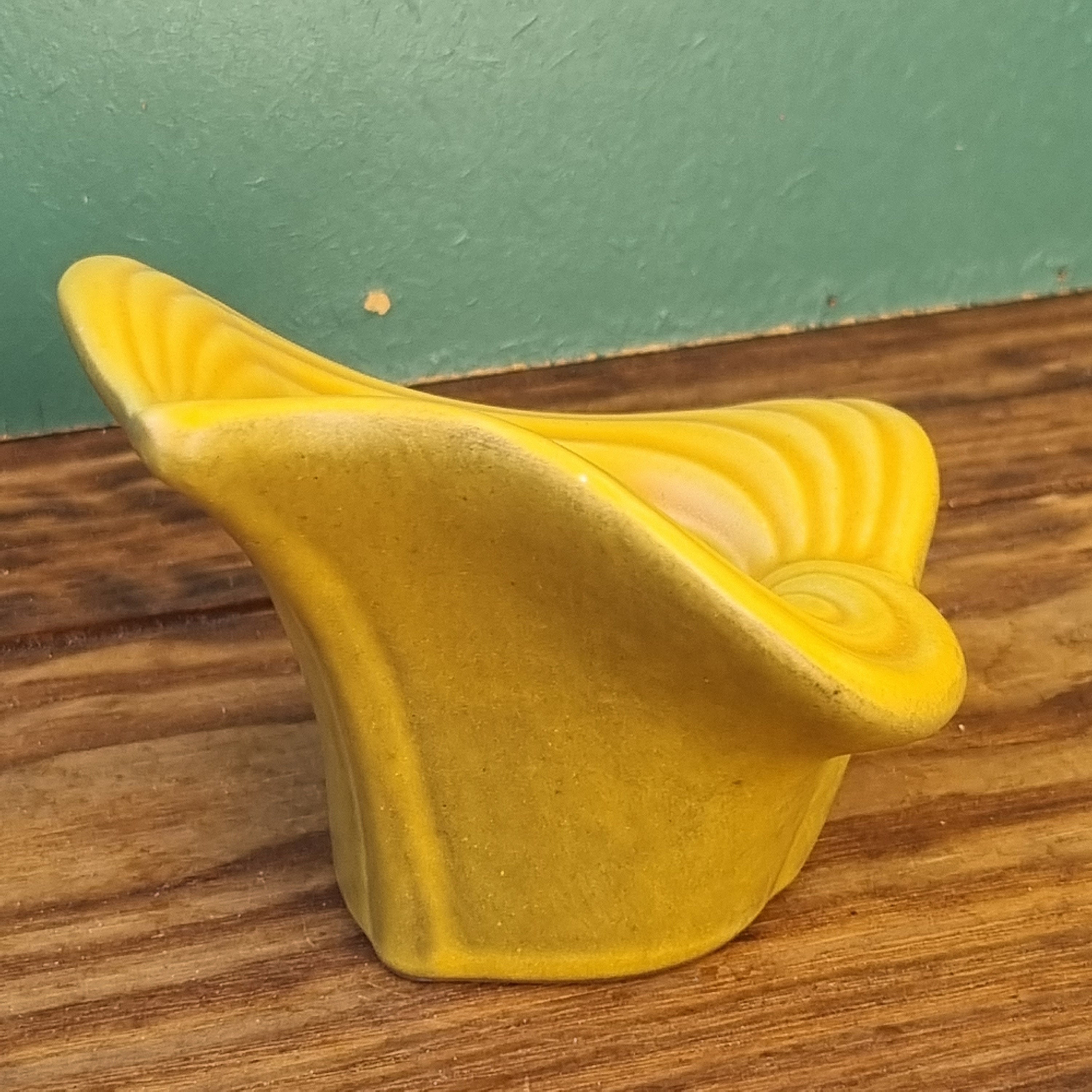 Jie Gantofta ヴィンテージ スウェーデン製 陶器 イエロー リーフ型