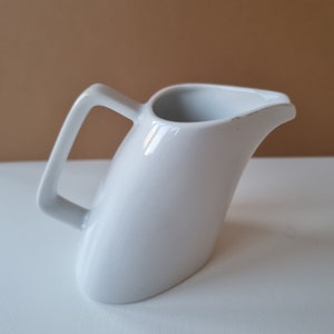 Seltmann Weiden Small milk jug, pitcher, Modernist Porcelain Bavarian