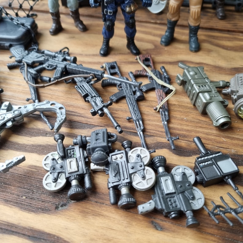 Lot CHAP MEI SOLDIER FORCE : Camion Porte-char + Figurines, Style GI Joe, Années 90