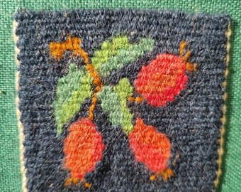 手織りのフランドル産ローズヒップタペストリー 1960年代 スウェーデン