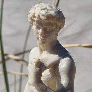Scultura in marmo e alabastro di A. Santini David di Michelangelo