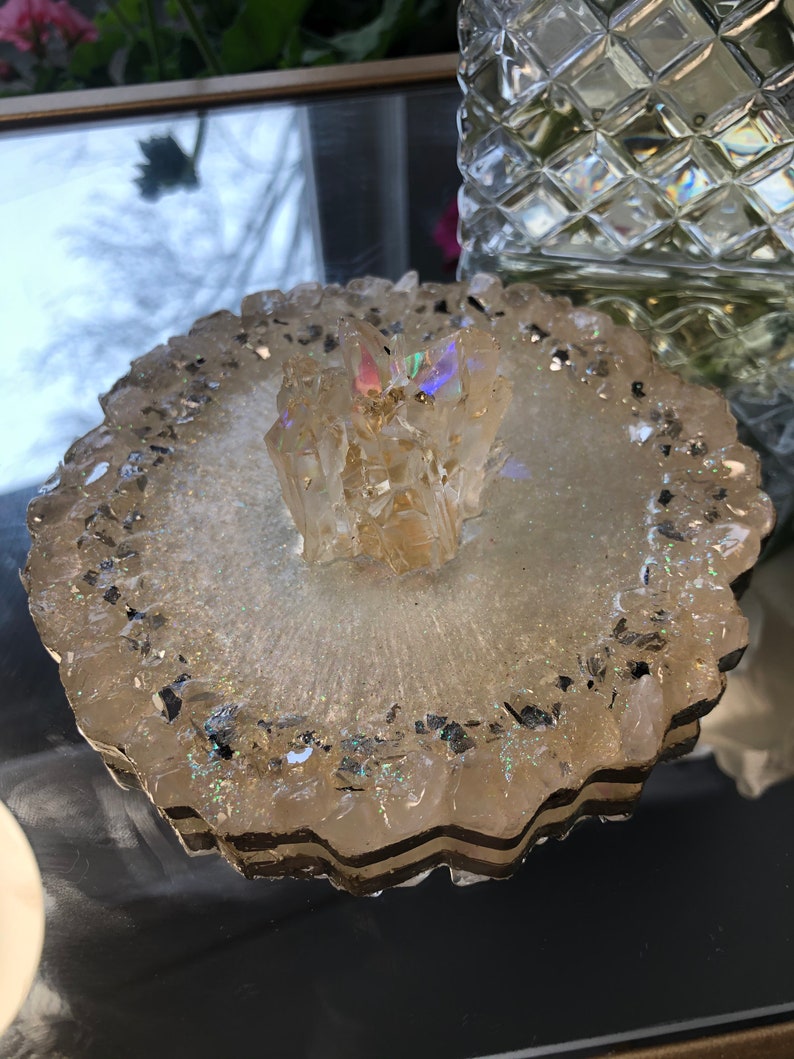 Pearl White and Gold Geode Jewelry Tray With Crystals Etsy