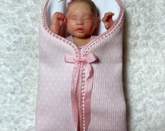 Dollhouse. 1/12th Miniatures. Dollhouse Baby Lullaby