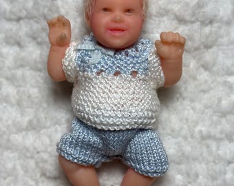 Mini bebé de resina, casa de muñecas, miniaturas escala 1:12