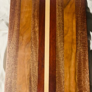 Cutting board/charcuterie board/cheese board/serving