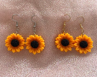 Lovely Sunflower Earrings