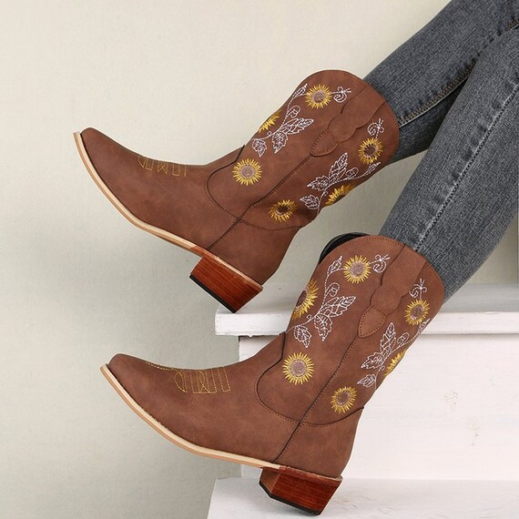 Embroidered Sunflower Martin Cowboy 