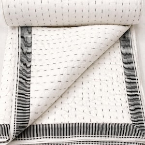 Black Border Kantha Quilt, Handmade Cotton Blanket, Hand-Stitched Cotton Bedspread, Queen Size, Boho Bedding.