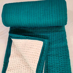 Turkusowo-zielona narzuta Kantha, dwustronna narzuta bawełniana, narzuta w stylu boho, bawełniany koc dekoracyjny do domu.