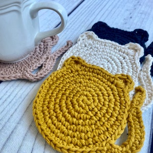 Crochet Cat Coasters: Halloween Black Cat Decor, Coffee Bar Gift