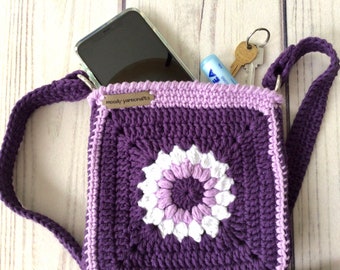 Crochet flower crossbody bag, small lined granny square bag, boho summer purse, cute phone pouch, purple knit tote