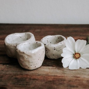 Egg cup PUR, stoneware ceramic, hand-made
