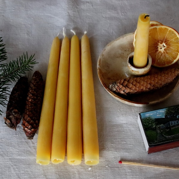 Bienenwachskerze groß, aus unserer Familienimkerei, 22 cm lang, 70 g schwer