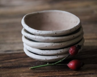 Ceramic plate small 7 cm, Min bowls, sushi plates, jewelry bowl, spice bowl, wasabi ginger plate, ring plate, samples