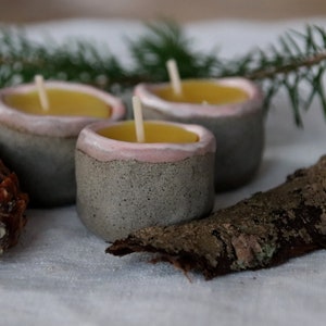 Candles, 100% beeswax cast in small hand-made ceramic cups, wasabi, advent calendar