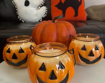 Vela de calabaza con aroma a especias de calabaza