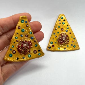PENDIENTES DORADOS TRIANGULO Originales Piezas Unicas Asimétricas Hecha a mano Pieza de Arte Exclusivos Pendientes Chic Regalo mujer único.