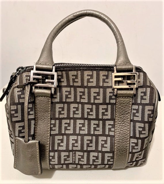 Bolso maleta FENDI genuino Bolso de mano MINI - Etsy México