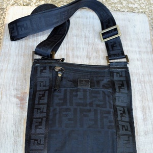 AUTH. FENDI UNISEX bag - Fendi shoulder bag - Fendi monogram black fabric - Fendi zucca - Sports bag - Fendi vintage - Fendi men&#39;s bag