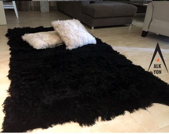 Genuine Sheepskin fur throw in Black Color, fur blanket, fur rug, fur warmer, fur comforter