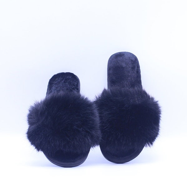 Ladies' Fluffy Faux Fur Open Toe House Slipper / Carino e Comodo / Flat Cosy / Luxury House Slipper / Luxury Sliders