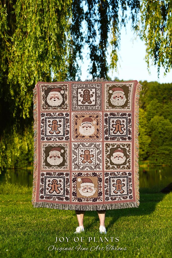Nostalgic Christmas Vintage Cottagecore Woven Throw Folk Art Retro Santa & Gingerbread Retro Patchwork Cottage Chic Holiday Hygge Blanket