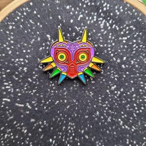 Majora's Mask Enamel Brooch Magnet needle minder
