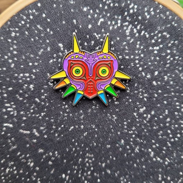 Majora's Mask Enamel Brooch Magnet needle minder