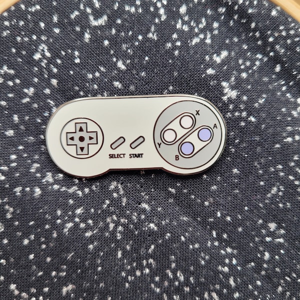 Super Nintendo Controller Video Game Console Enamel Brooch Magnet needle minder