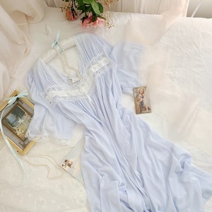 Vintage Prinzessin hellblau Romantisches fließendes Nachthemd