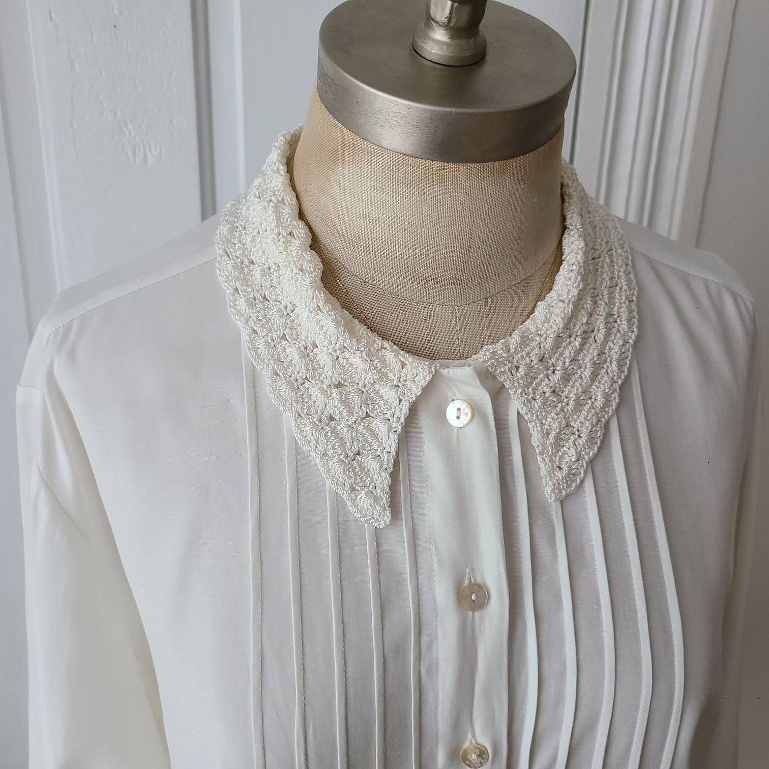 Antique Edwardian Cream Crochet Lace Collar Pieces – Ian Drummond Vintage