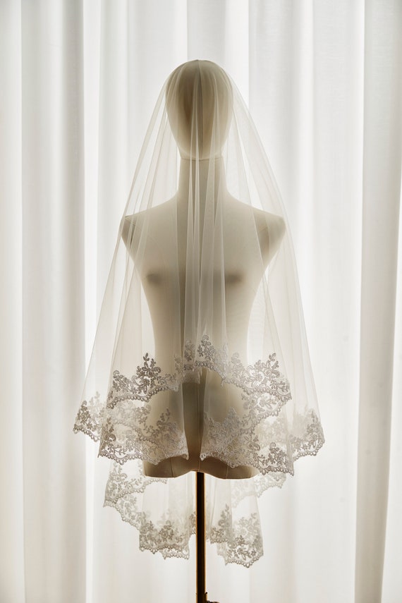 Lace Edge Bridal Veil, Blusher Lace Wedding Veil, Rose Lace Veil, Soft Tulle Lace Veil, Scalloped Edge Veil, Ivory Blusher Veil, Drop Veil