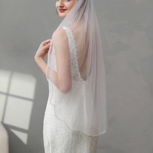 Pearls Edge Bridal Veil, Ivory Veil, Elegant Fingertip Veil, Scalloped Veil, Beaded Veil image 5