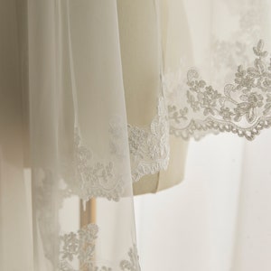Lace Edge Bridal Veil, Mantilla Lace Wedding Veil, Lace Veil, Crochet Rose Lace Veil, Church Wedding Veil, Scalloped Edge Veil zdjęcie 6