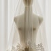Lace edge veil single blusher