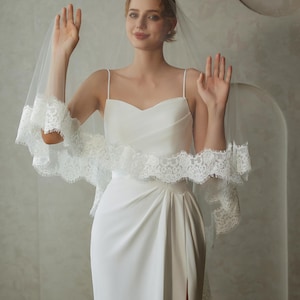 Lace Edge Bridal Veil, Mantilla Lace Wedding Veil, Lace Veil, Crochet Rose Chantilly Lace Veil, Church Wedding Veil, Scalloped Edge Veil