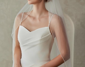 Beaded Pearls Trim Bridal Veil, Wedding Veil with Pearls Edge, 1 Tier Short Veil, Simple Handmade Veil, Custom Ivory Wedding Veil, Fingertip