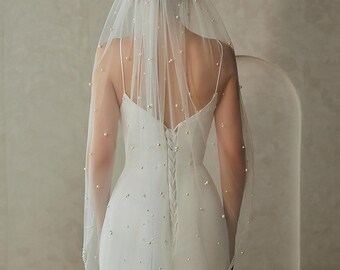 Beaded Edge Bridal Veil, Wedding Veil With Scattered Pearls  display picture 2