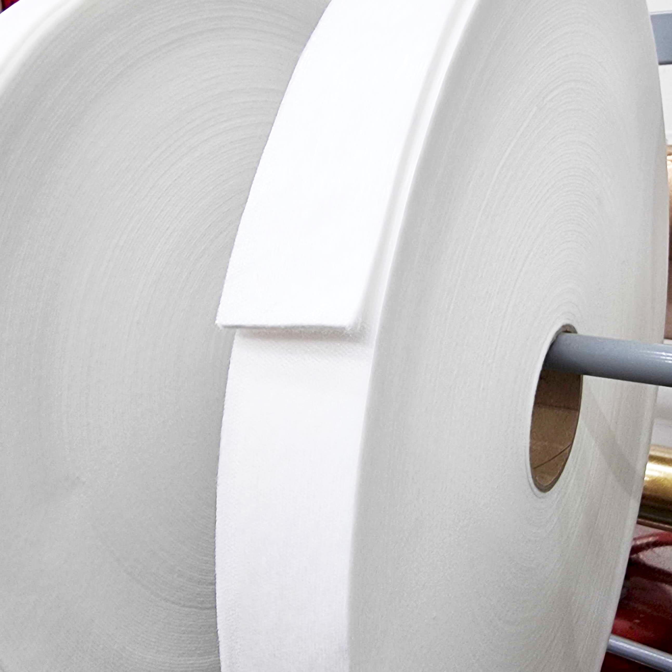 Iron on Fusible Fleece Heat & Bond Easy to Use Wadding Batting Fabric