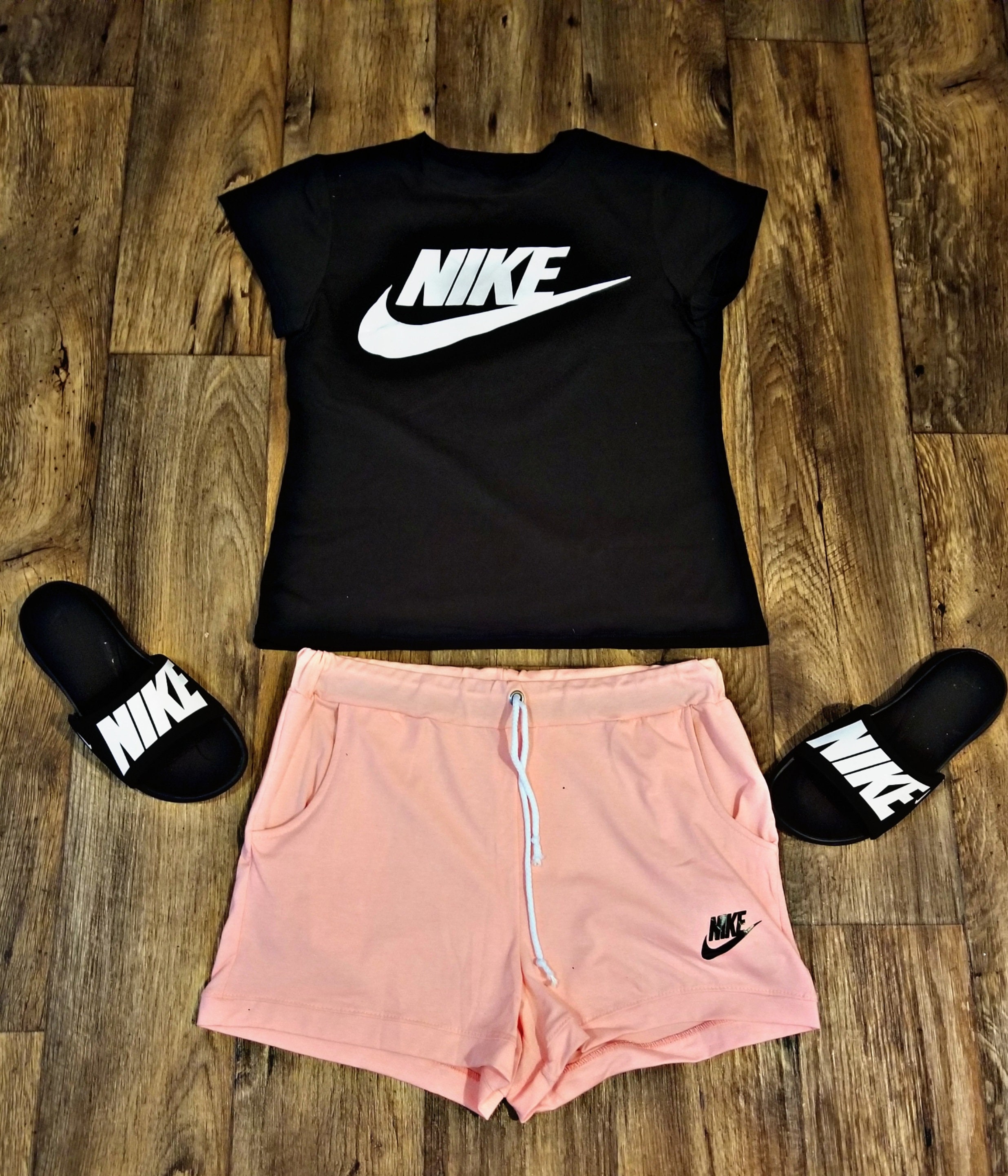 nike two piece short set