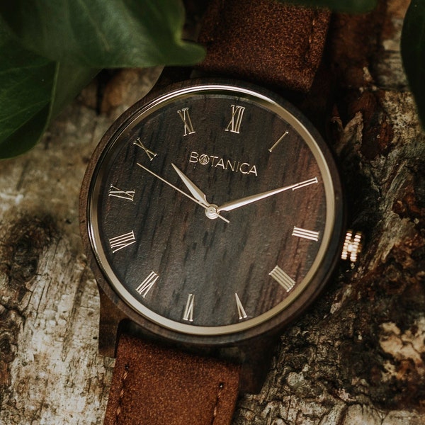 Montre en bois Zebrano pour homme ou femme | Montres Botanica | Saule | Édition 44 mm | Conception britannique | Gravure personnalisée | Mouvement à quartz