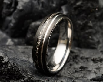 Meteorite Inlay Tungsten Ring – Black & Silver Band, Eco-Friendly Gift