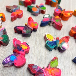 Butterfly Shaped Crayons, Butterfly Theme Birthday Party, Crayon Box For Kids, Butterfly Party Favor, Kids Stocking Stuffer, Glitter Crayons