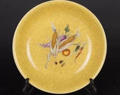 Chinese antique porcelain plate,Qing Dynasty Chinese art china Qianlong marked famille rose yellow glaze porcelain plate paint with corn
