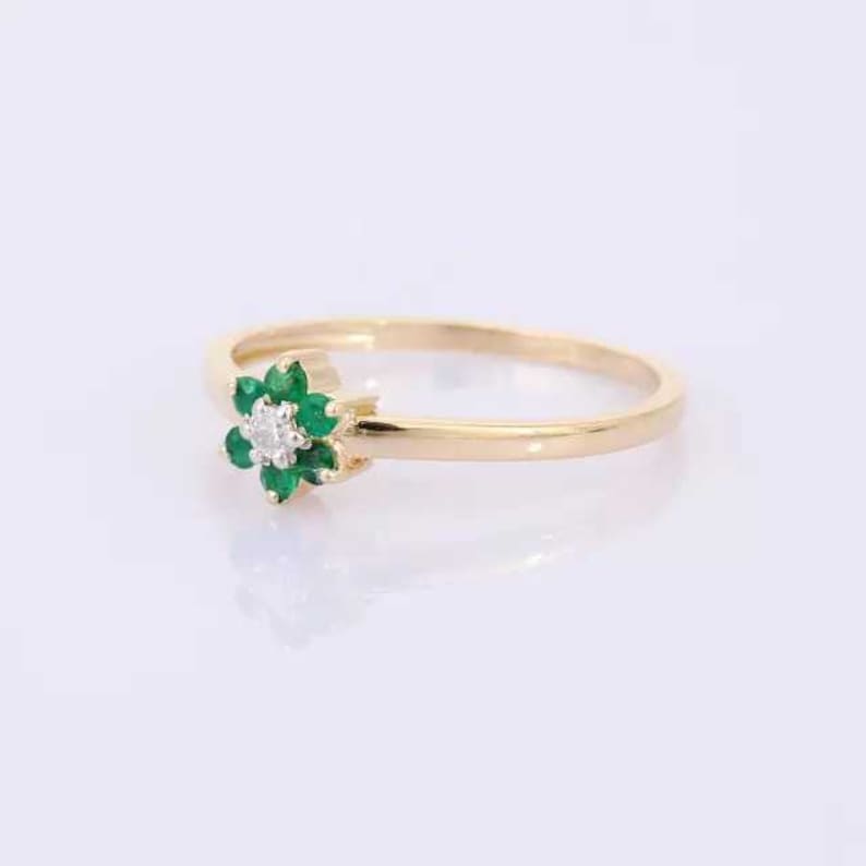 Promise Ring .birthstone Christmas Gifts Natural Emerald Ring beautiful Emerald Round Ring,Statement Ring .925 Sterling Silver Gold Plated