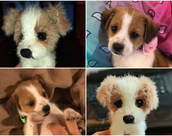 Peut inclure: Un collage présentant deux figurines de chien en laine feutrée avec une fourrure texturée blanche et brune, des nez noirs et des yeux sombres, ainsi que deux photos d'un chiot vivant au pelage brun et blanc, portant un collier à fleur rose.
