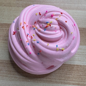 Beurre gluant rose pour glaçage