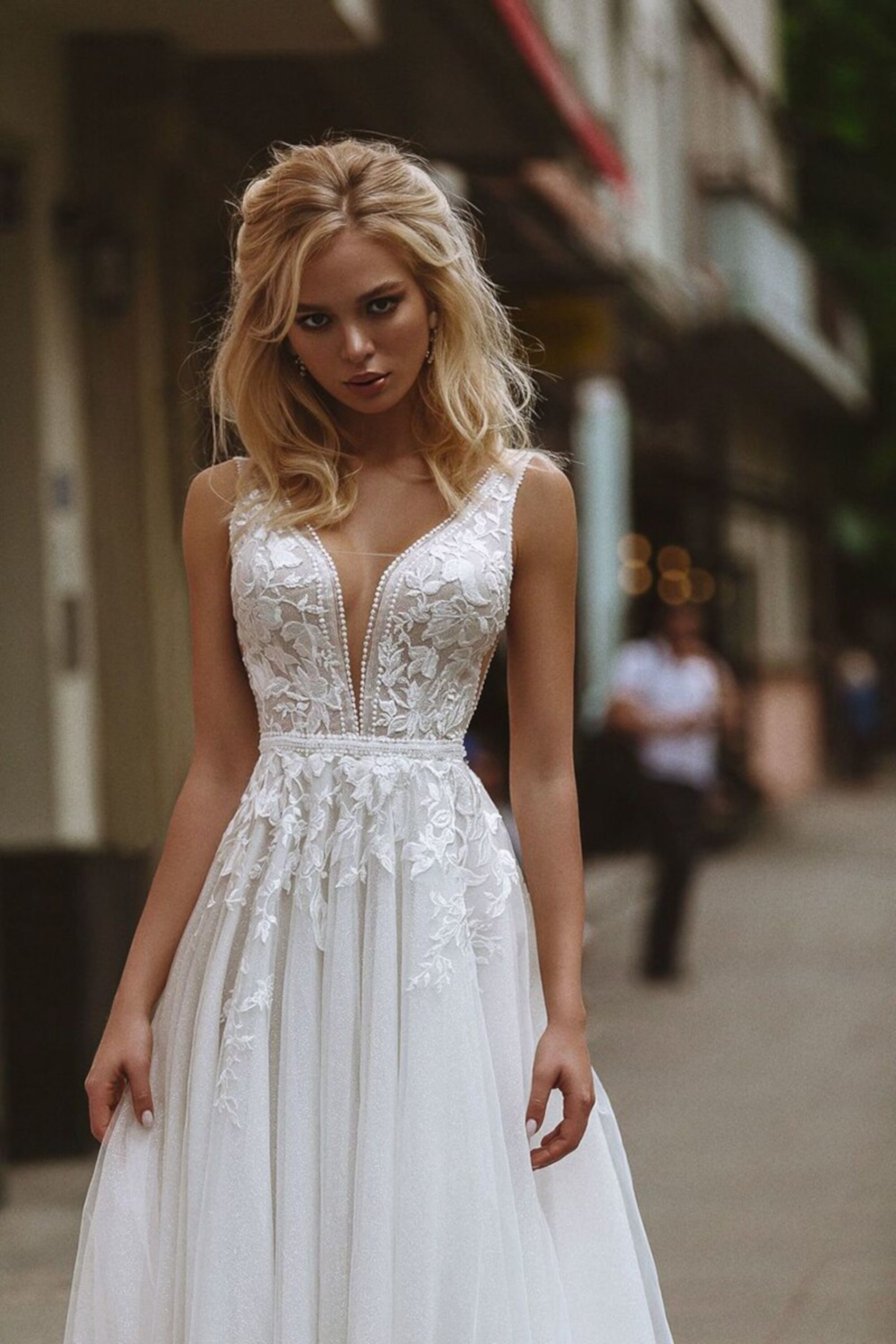 real elegant luxurious lace ivory flower pattern wedding dresses main image 1