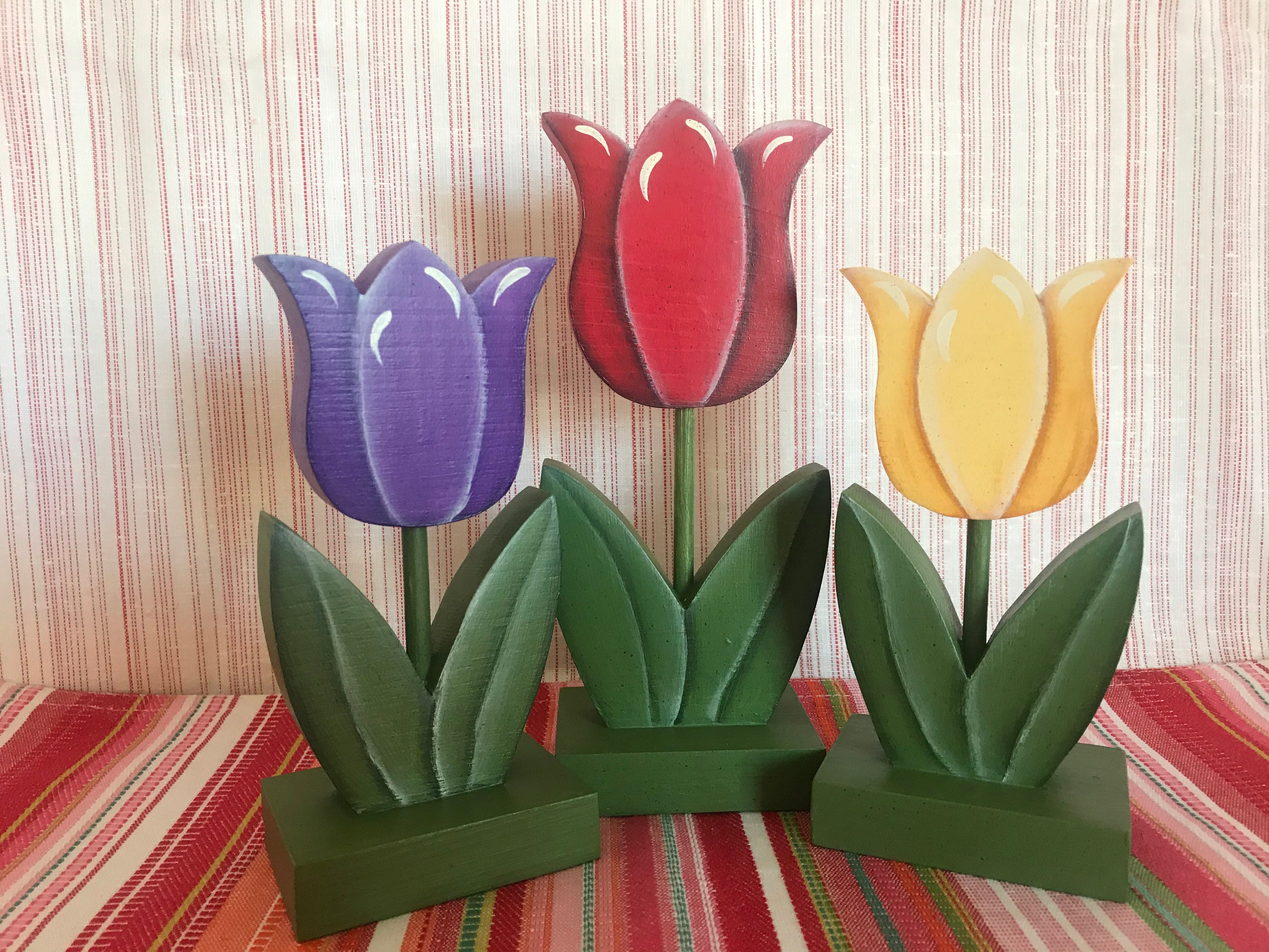 Wooden bright spring tulips. Hand painted set of three Etsy
