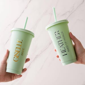 Vasos personalizados para damas de honor, vaso para despedida de soltera, vaso térmico de 710 ml con nombre, propuesta para damas de honor, recuerdos para fiestas de verano. imagen 14